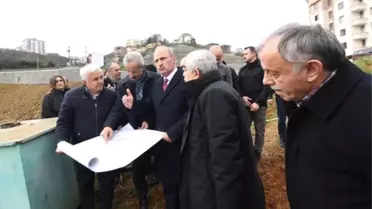 Ulaştırma ve Altyapı Bakanı Turhan, Yapımı Süren Kanuni Bulvarı'nda İncelemelerde Bulundu