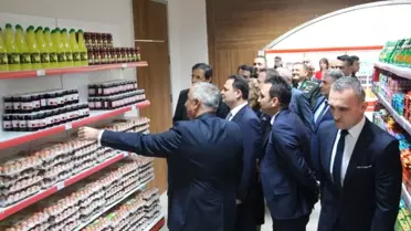 Bolu'da Hükümlülerin El Emekleri Adliye Koridorlarında Satışa Sunuldu
