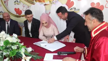 Vali Çağatay, Genç Çiftin Nikahını Kıydı