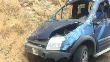 Artvin'de Trafik Kazası: 1 Ölü, 2 Yaralı