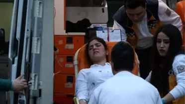 Boşanmak İsteyen Kız Kardeşini Bıçakladı