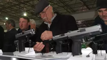 Tarım Fuarının Gözdesi Silah Reyonu Oldu