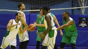 Türkiye Basketbol 1. Ligi: Akhisar Belediyespor: 70 - Ankara Dsi: 74