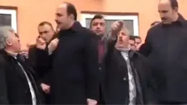 Evinde Su Akmayan Vatandaş Belediye Başkanı'na İsyan Etti: Cenabet Geziyorum