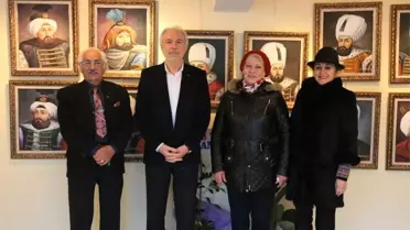 Başkan Saraçoğlu, Ressam Özkan'ın Sergisini Ziyaret Etti