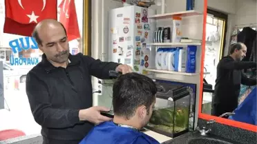 İki Üniversite Mezunu Berber, Muhtar Adayı