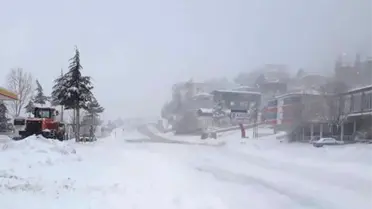 Kar Yağışı Nedeniyle Sertavul Geçidi'nde Büyük Araçların Geçişine İzin Verilmiyor