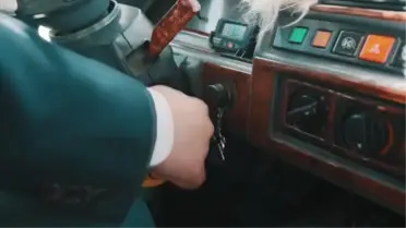 Başkan Adayı Minibüs Şoförlüğü Yaparak Seçmenleri Dinledi
