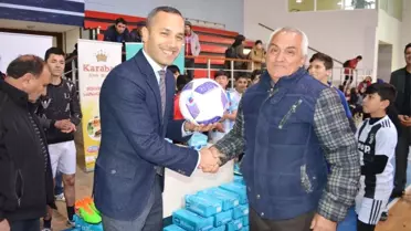 Yunus Emre Enstitüsünden Marneuli Gençlik Spor Kulübü'ne Malzeme Desteği