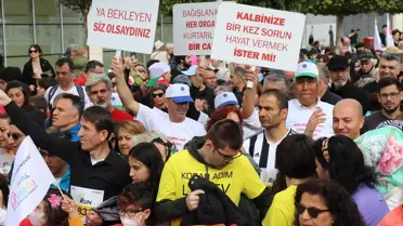Ayaklarına Bantladıkları Yüksek Topuklu Ayakkabılarla Koştular