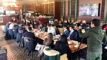 Beşiktaş Belediye Başkan Adayı Toper Sosyal Medya Takipçileriyle Buluştu