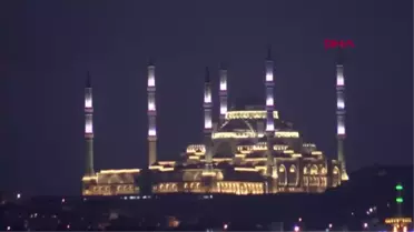 Işıklandırma Testleri Yapılan Çamlıca Camii Böyle Görüntülendi