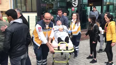 Yangın Çıkan Evde Mahsur Kalan 5 Kişi Kurtarıldı
