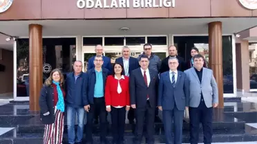 Oktay'dan Büyükşehir Adaylarına Çağrı Açıklaması