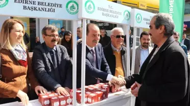 Edirne'de 10 Bin Kutu Kandil Simidi Dağıtıldı