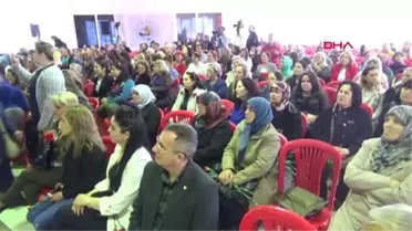 Erkeklerin Konuştuğu, 'kadın Olmak' Paneline Kadınlardan Tepki