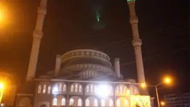 İl Müftüsü Karabayır, Sabah Namazında Vatandaşlarla Buluştu