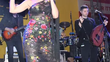 Alaşehir'de Kadınlar Ziynet Sali ile Coştu