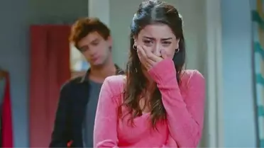 Prof. Selhan Endres'in Ölümü Oyuncu Hazal Kaya'yı Yasa Boğdu