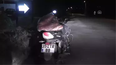 Motosiklet Çöp Konteynerine Çarptı: 1 Yaralı