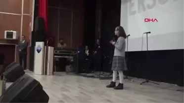 Ağrı Afgan Niloufar İstiklal Marşını Gözyaşları İçinde Okudu