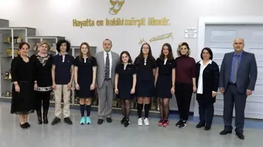 Sanko Okulları Münazara Takımı Finale Yükseldi