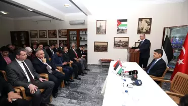 Mahmud Abbas'tan Eski Tika Koordinatörüne Başarı Madalyası