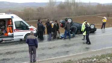 Tokat'ta Otomobil Devrildi: 4 Yaralı