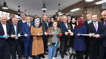 Üniversitelilerin Kıraathane Buluşması Başladı