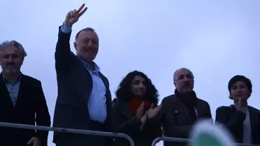 İzmir Hakkari'ye Sahip Çıkacak, Hakkari İzmir'e'