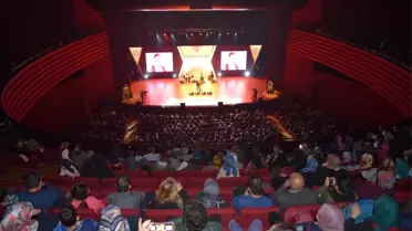 Çanakkale'nin Yiğitleri Dua ve Şiirlerle Anıldı