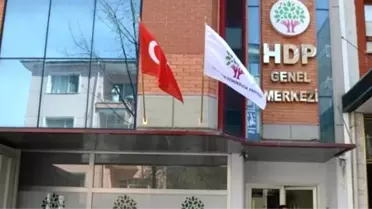 HDP Balıkesir Büyükşehir Belediye Eş Başkan Adayı Yurdanur Güven, Gözaltına Alındı