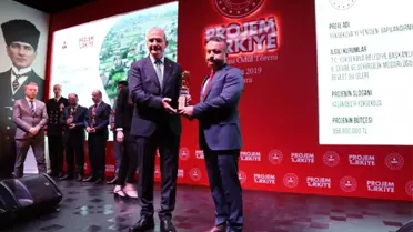 Yüksekova Belediyesi Ödüle Layık Görüldü
