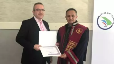 Dpü'lü Öğretim Üyesi Dr. Şenol'a Ödül