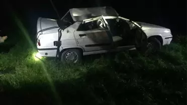 Kontrolden Çıkan Otomobil Takla Attı, 2 Kişi Yaralandı