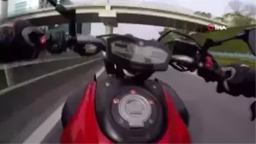 İstanbul'da Tek Teker Üzerinde Tehlike Saçan Trafik Magandaları Yakalandı