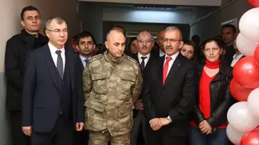 Artvin'de İlkokula Modern Kütüphane