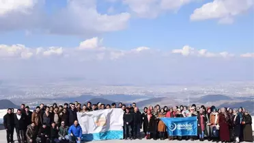 Murat Cahit Cıngı, Gençlere 100 Yıllık Değişim Sürecini Anlattı