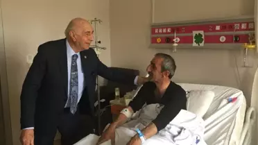 AK Parti'li İrfan Kartal'dan Hastalara Ziyaret