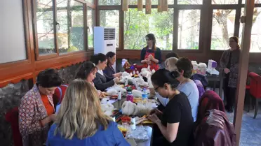 Etnografya Müzesi'nde 'Waldrof Bez Bebek Atölyesi'