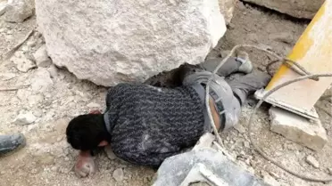 Üzerine Vinç Devrilen İşçi Ağır Yaralandı