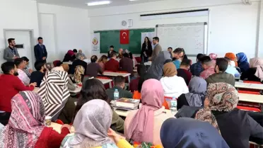 Aiçü'de Kitap Ödüllü Lugat Bilgisi ve Osmanlıca Okuma Yarışması Düzenlendi