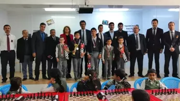 Hızlı Satranç Turnuvası Düzenlendi