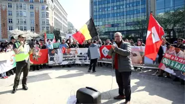 Brüksel'de 'Helal Kesim Yasağı' Protestosu