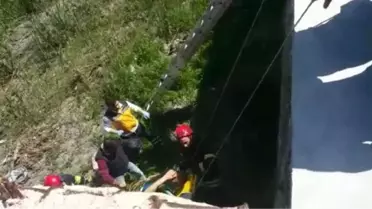 Yürüyüş Yaparken Çay Kıyısına Düşüp Yaralandı