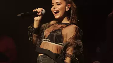 100 Milyon 'Öpücem'!