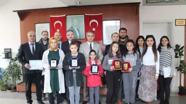 Başarılı Öğrencilerden Kaymakam Yavuz'a Ziyaret