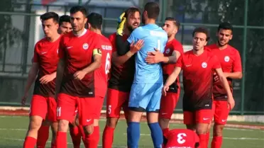 Foça Tek Golle Güldü