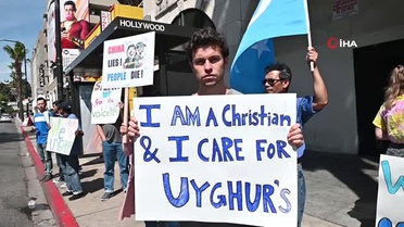 Çin'in Uygur Türklerine Zulmü Hollywood'da Protesto Edildi