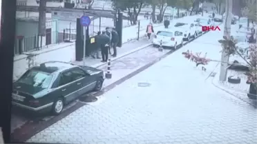 Denizli Okuldan Atılan Öğrencinin Yakınları, Okul Yöneticilerine Saldırdı